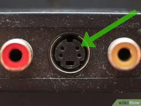 Image intitulée Properly Use "S" Video Cables Step 2